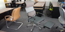 Load image into Gallery viewer, Managerial chair - M&amp;N Office Furniture